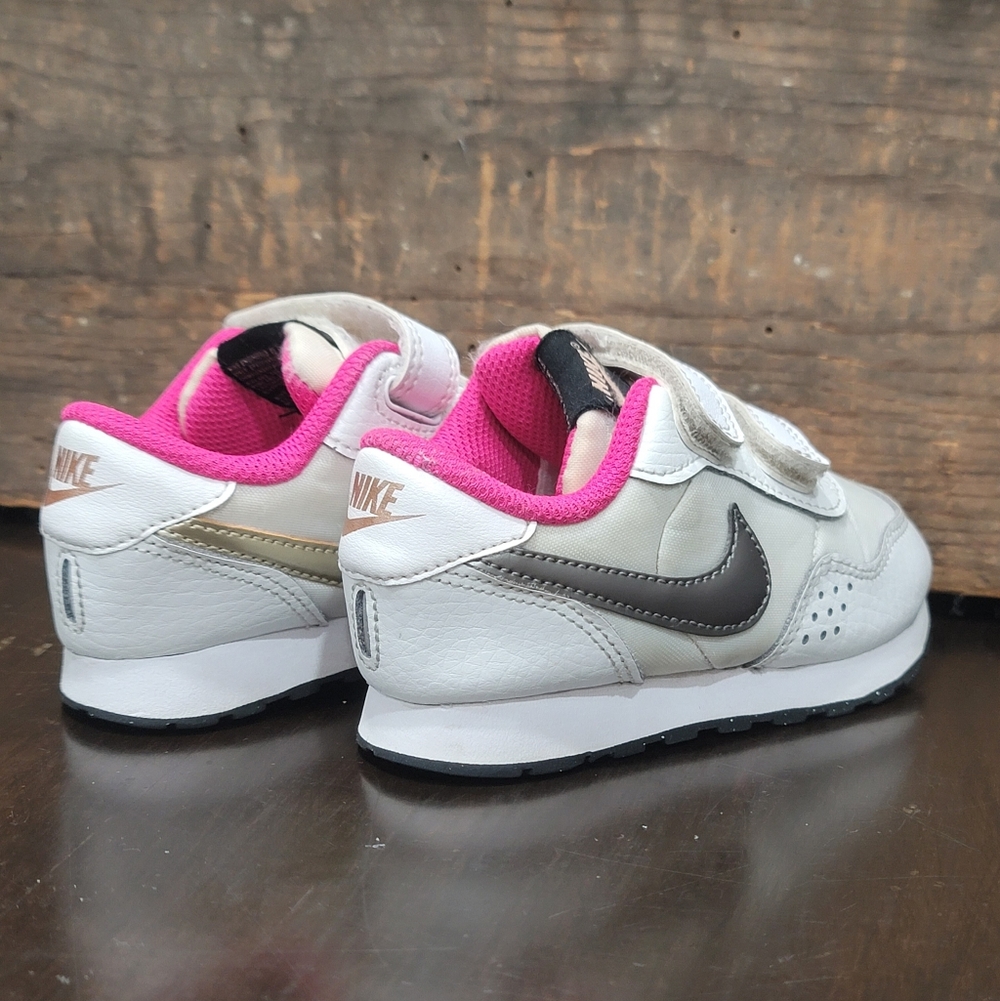 Nike MD Valiant 'Metallic Pewter/Summit White (US 7C) - Picture 4 of 12